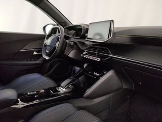 PEUGEOT E-2008 gt line 100kw