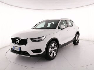 VOLVO XC40 T2 Geartronic Momentum
