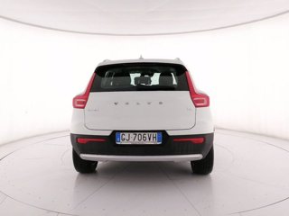 VOLVO XC40 T2 Geartronic Momentum