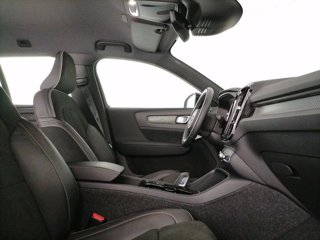 VOLVO XC40 T5 Recharge Plug-in Hybrid R-design