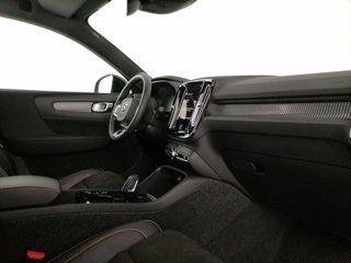 VOLVO XC40 T5 Recharge Plug-in Hybrid R-design