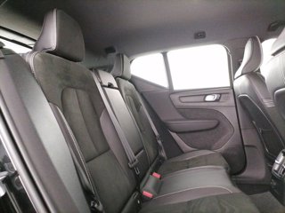 VOLVO XC40 T5 Recharge Plug-in Hybrid R-design