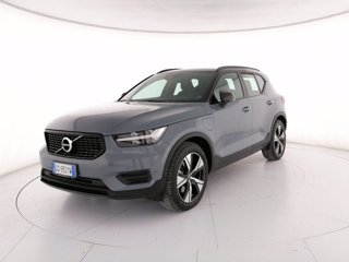 VOLVO XC40 T4 Recharge Plug-in Hybrid R-design