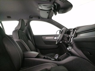 VOLVO XC40 T4 Recharge Plug-in Hybrid R-design