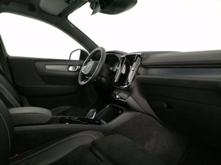 VOLVO XC40 T4 Recharge Plug-in Hybrid R-design