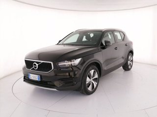 VOLVO XC40 T3 Geartronic Momentum Pro