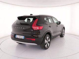 VOLVO XC40 T3 Geartronic Momentum Pro