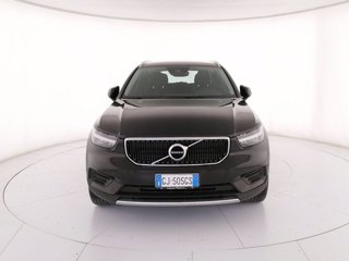 VOLVO XC40 T3 Geartronic Momentum Pro