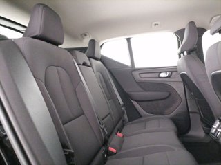 VOLVO XC40 T3 Geartronic Momentum Pro