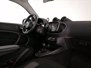 SMART fortwo eq enel x white