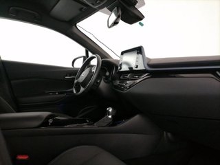 TOYOTA C-HR 1.8 Hybrid E-CVT Trend