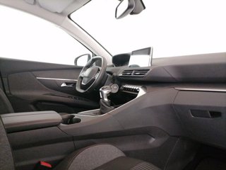 PEUGEOT 3008 BlueHDi 130 S&S Active