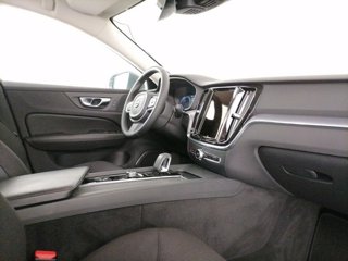 VOLVO V60 B3 Geartronic Momentum Business Pro