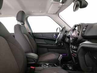 MINI Mini 1.5 Cooper Essential Countryman