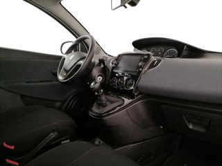 LANCIA Ypsilon 1.0 FireFly 5 porte S&S Hybrid Ecochic Gold