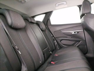 PEUGEOT 3008 BlueHDi 130 S&S EAT8 Allure