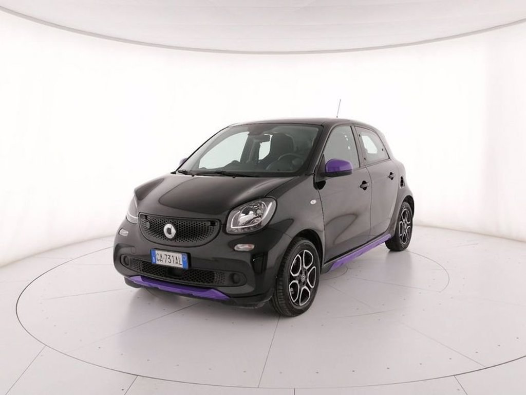 SMART forfour eq enel x black