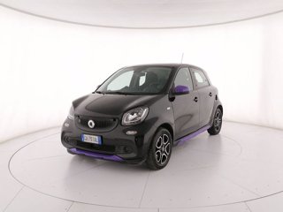 SMART forfour eq enel x black