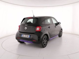 SMART forfour eq enel x black