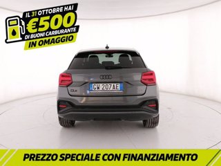 AUDI Q2 40 TFSI quattro S tronic Identity Black