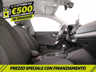 AUDI Q2 40 TFSI quattro S tronic Identity Black